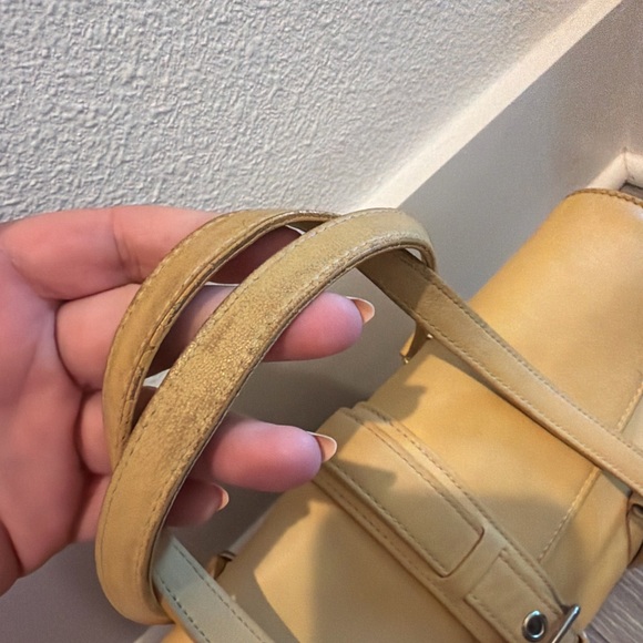 SOLD Coach Yellow Leather Buckle Flap Satchel Shoulder Bag Y2K Vintag - Picture 3 of 8